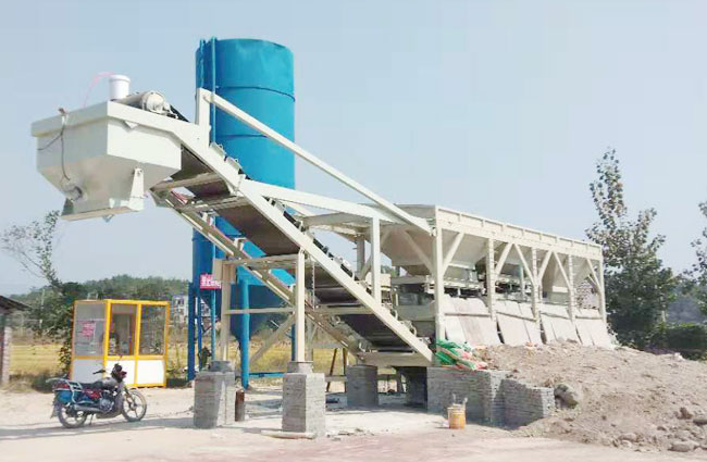 岳陽長(zhǎng)安從我公司訂購的穩(wěn)定土拌合站一體機(jī)投產(chǎn)